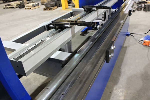 How does a press brake work